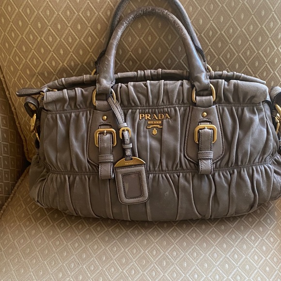 Prada Ruched Tessuto
Napa Leather Tan Vintage Satchel - Picture 5 of 16